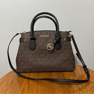 NWT Michael Kors Lynn Brown/Black Large Satchel
